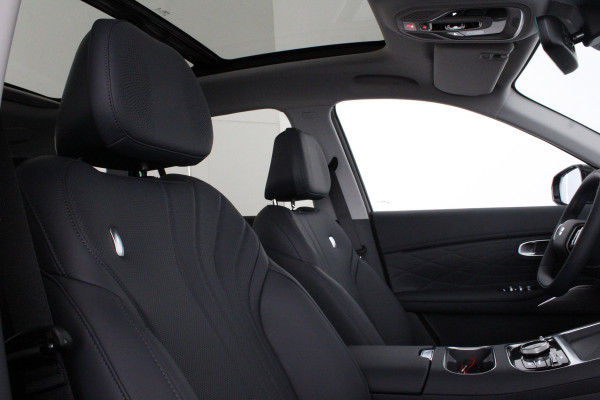 GEELY Starray EM-i 1.5 Max+ > 136km WLTP plug in hybride/Panorama/massage...