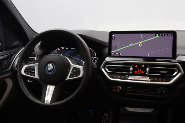 BMW X3 xDrive30e High Executive 293 PK M-Sport PHEV, Panoramadak, Adap. Cruise Control, H/K Sound, Memory