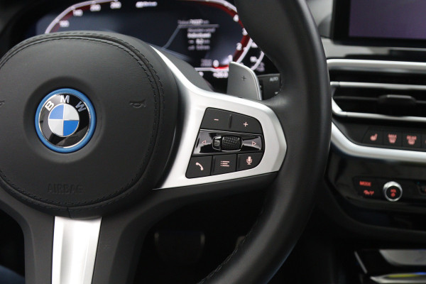 BMW X3 xDrive30e High Executive 293 PK M-Sport PHEV, Panoramadak, Adap. Cruise Control, H/K Sound, Memory