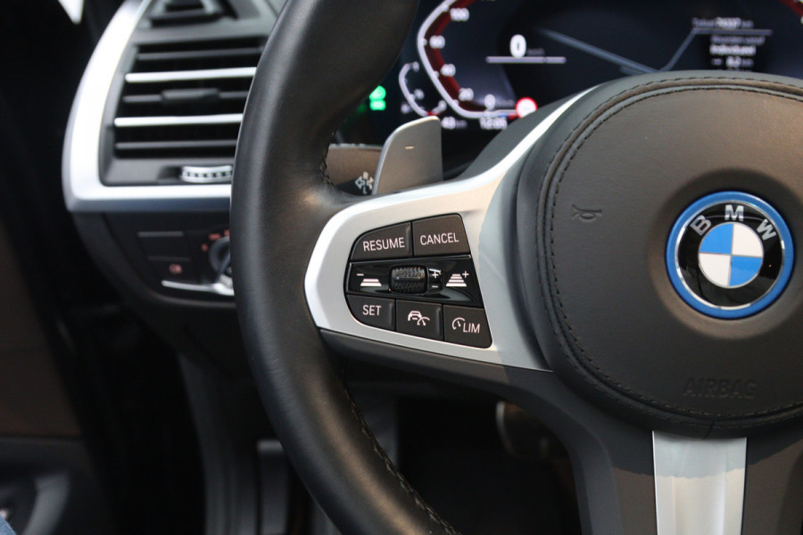 BMW X3 xDrive30e High Executive 293 PK M-Sport PHEV, Panoramadak, Adap. Cruise Control, H/K Sound, Memory
