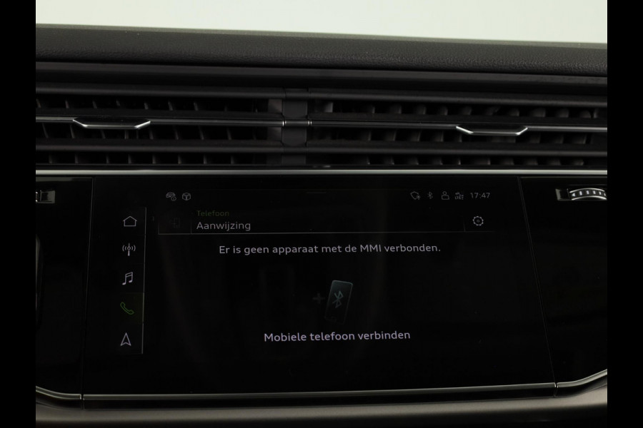 Audi Q7 55 TFSI e quattro Pro Line 340pk | Panoramadak | Parkeercamera | Lederen bekleding | Elektrisch verstelbare en verwarmbare voorstoelen |
