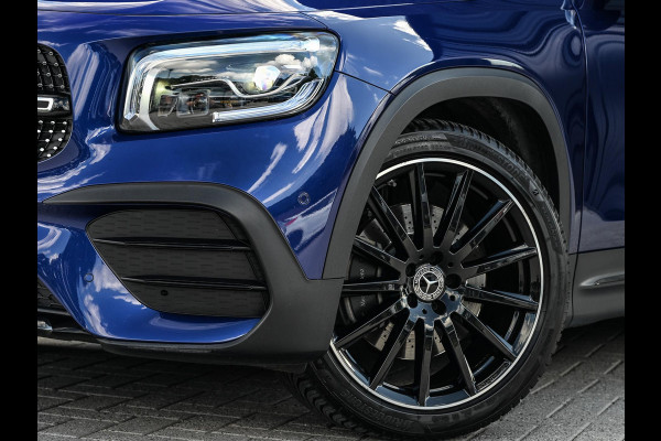 Mercedes-Benz Glb 250 4MATIC Premium Plus AMG Line | NL-Auto | Panoramdak | 360 Camera | Carbon Interieur | Memory Seats | Distronic | Ambiance Interieur | Trekhaak |