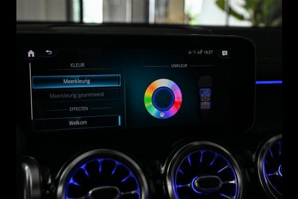 Mercedes-Benz Glb 250 4MATIC Premium Plus AMG Line | NL-Auto | Panoramdak | 360 Camera | Carbon Interieur | Memory Seats | Distronic | Ambiance Interieur | Trekhaak |