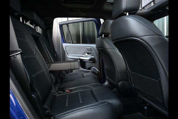 Mercedes-Benz Glb 250 4MATIC Premium Plus AMG Line | NL-Auto | Panoramdak | 360 Camera | Carbon Interieur | Memory Seats | Distronic | Ambiance Interieur | Trekhaak |