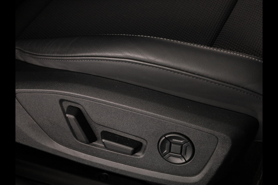 Audi A6 Avant 40 TFSI S edition Competition 204pk | Panoramadak | Verwarmbare voorstoelen | Parkeercamera | S-line interieur