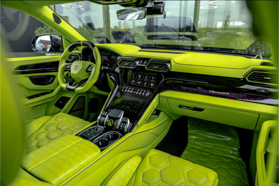 Lamborghini Urus 4.0 V8 - Mansory P820 | Sterrenhemel | Forged Carbon | B&O Adv.