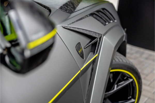 Lamborghini Urus 4.0 V8 - Mansory P820 | Sterrenhemel | Forged Carbon | B&O Adv.