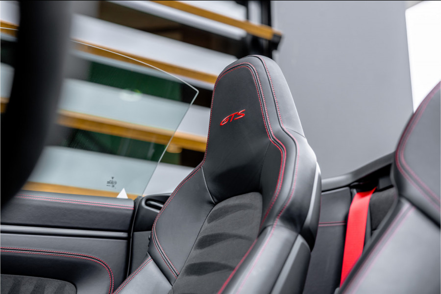 Porsche 911 Cabrio 3.0 Carrera GTS - Sport Chrono + | Bose | Memory | 360 Camera