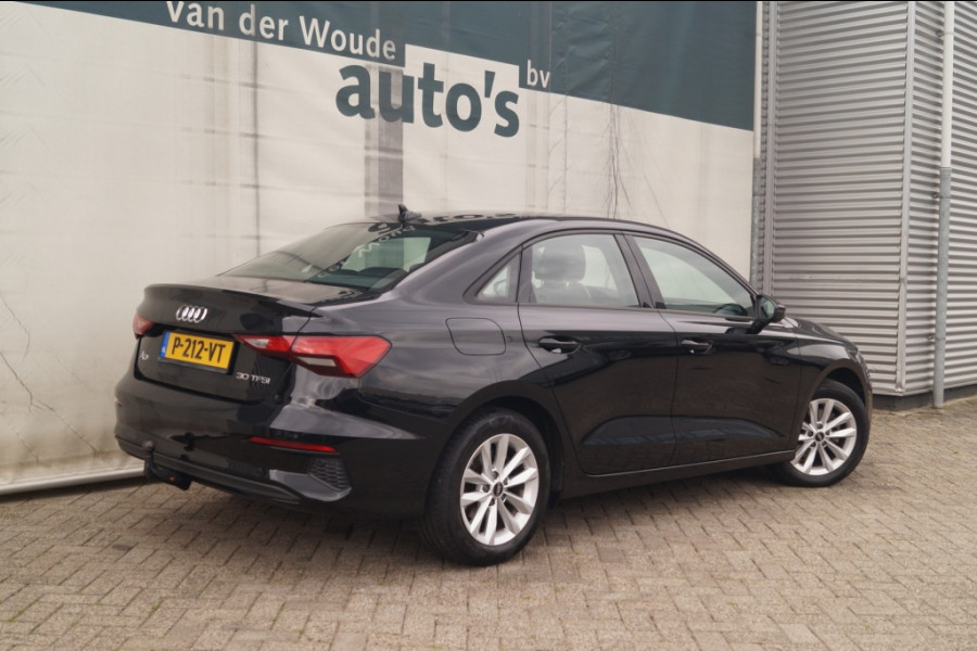 Audi A3 30 TFSI 110pk Automaat Pro Line -ECC-CARPLAY-TREKHAAK-