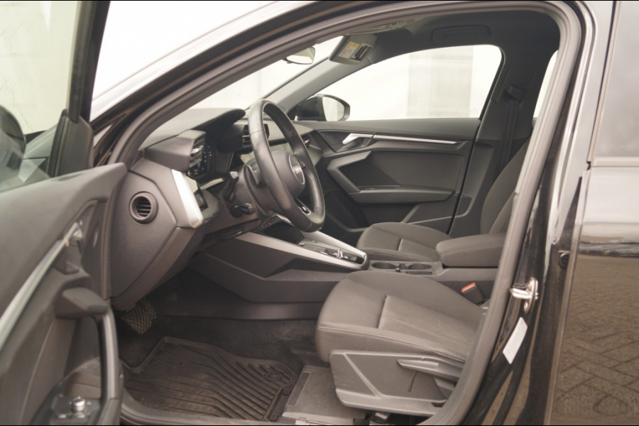Audi A3 30 TFSI 110pk Automaat Pro Line -ECC-CARPLAY-TREKHAAK-