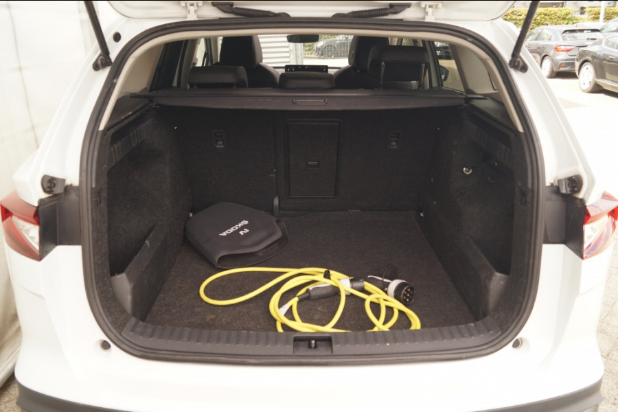 Škoda ENYAQ iV 80 204pk 77kWh -SOH93%-PANO-TREKHAAK-ECC-PDC-