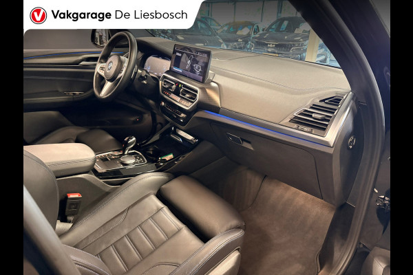 BMW X3 XDrive30e High Executive M-sport / panoramadak / head-up / Leder-sportstoelen / cruisecontrol / led
