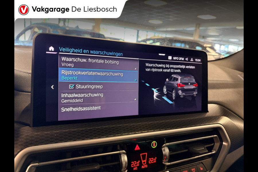 BMW X3 XDrive30e High Executive M-sport / panoramadak / head-up / Leder-sportstoelen / cruisecontrol / led