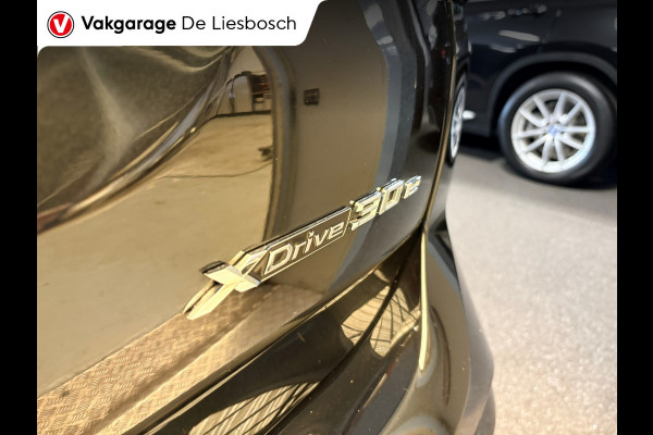 BMW X3 XDrive30e High Executive M-sport / panoramadak / head-up / Leder-sportstoelen / cruisecontrol / led