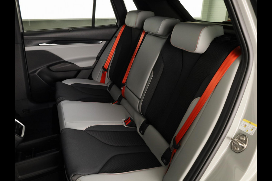 Škoda Elroq 85 Business Edition 286 pk | Velgen 20 inch Neptune | Lodge Interieur | Business Upgrade pakket - Advanced