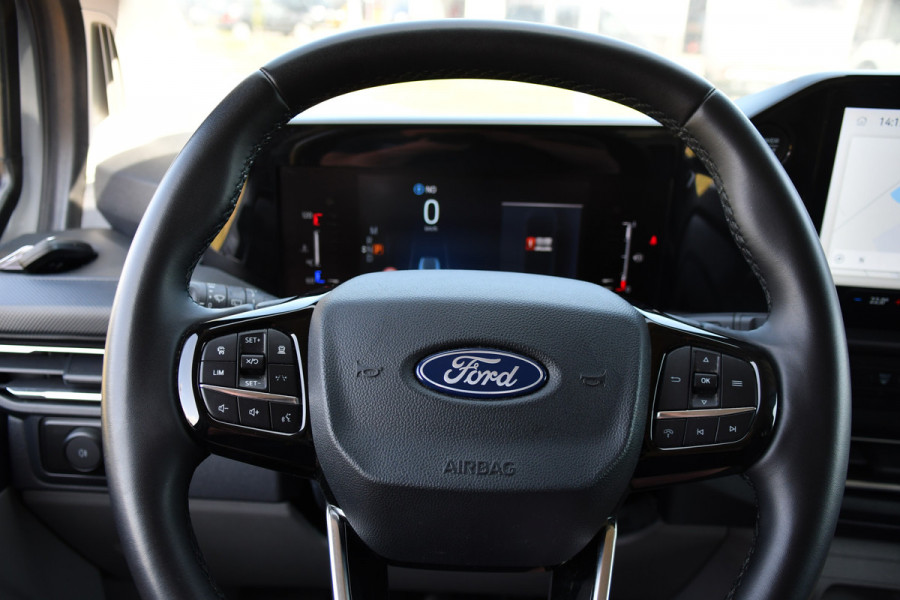 Ford Transit Custom 300 2.0 TDCI L1H1 Limited PB Edition Adaptieve Cruise, Camera, Carplay, 170pk, Stoelverwarming, LED, Automaat, Uniek!