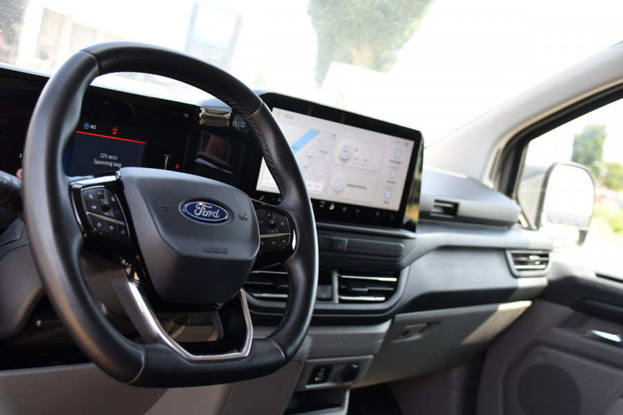 Ford Transit Custom 300 2.0 TDCI L1H1 Limited PB Edition Adaptieve Cruise, Camera, Carplay, 170pk, Stoelverwarming, LED, Automaat, Uniek!