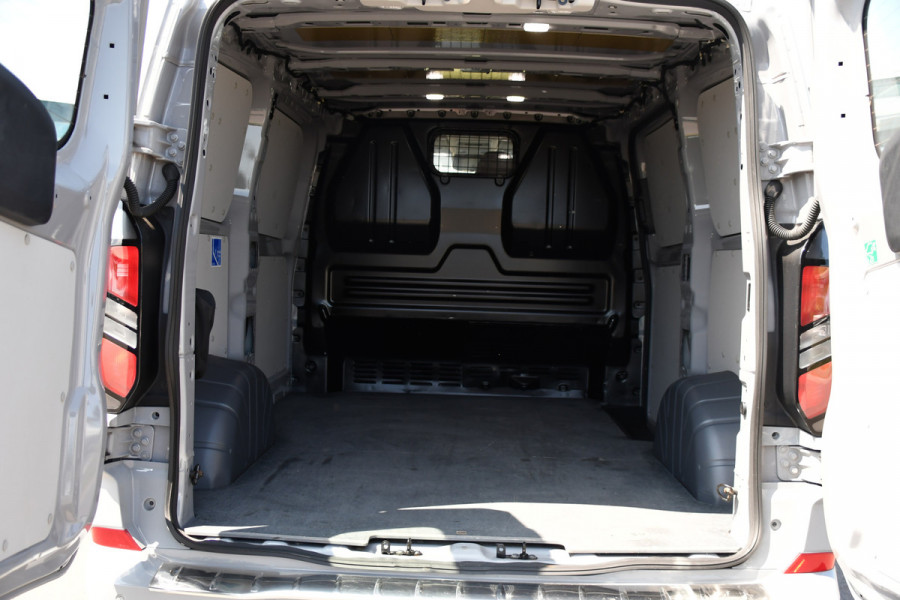 Ford Transit Custom 300 2.0 TDCI L1H1 Limited PB Edition Adaptieve Cruise, Camera, Carplay, 170pk, Stoelverwarming, LED, Automaat, Uniek!