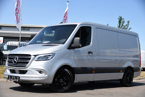 Mercedes-Benz Sprinter 319 V6 3.0 CDI L2H1 PB Edition 360 Camera, Adaptieve Cruise, Carplay, 3500kg Trekhaak, LED, 10,5'' Mbux, Sensoren, Leder, Stoelverwarming, Uniek!