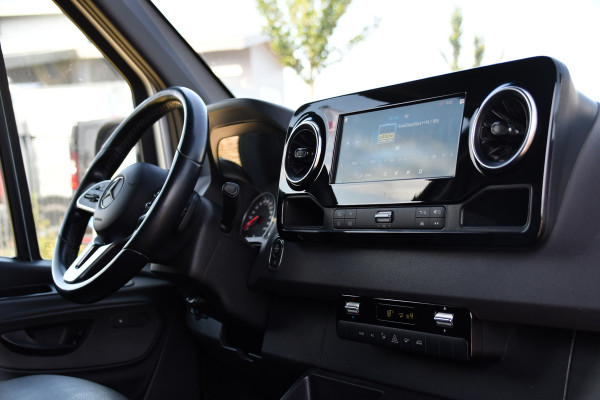 Mercedes-Benz Sprinter 319 V6 3.0 CDI L2H1 PB Edition 360 Camera, Adaptieve Cruise, Carplay, 3500kg Trekhaak, LED, 10,5'' Mbux, Sensoren, Leder, Stoelverwarming, Uniek!