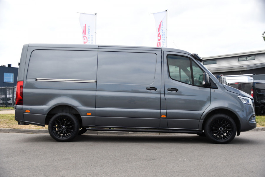 Mercedes-Benz Sprinter 316 2.2 CDI L2H1 PB Edition Camera, Cruise, Carplay, LED, 3500kg Trekhaak, 10,5'' Mbux, Stoelverwarming, Sensoren, Uniek!