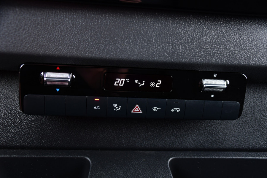 Mercedes-Benz Sprinter 316 2.2 CDI L2H1 PB Edition Camera, Cruise, Carplay, LED, 3500kg Trekhaak, 10,5'' Mbux, Stoelverwarming, Sensoren, Uniek!