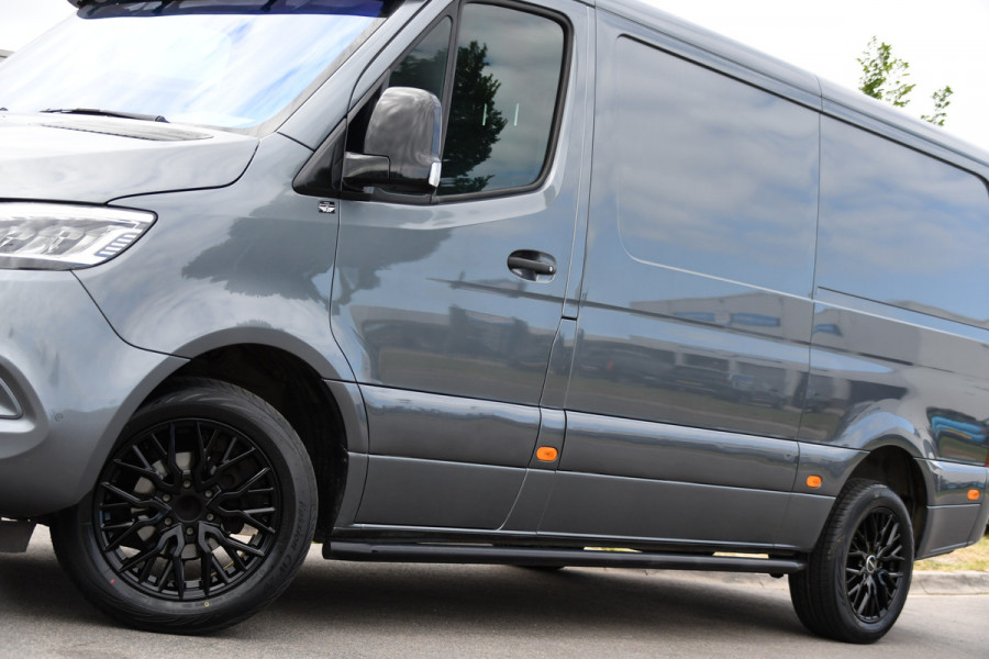 Mercedes-Benz Sprinter 316 2.2 CDI L2H1 PB Edition Camera, Cruise, Carplay, LED, 3500kg Trekhaak, 10,5'' Mbux, Stoelverwarming, Sensoren, Uniek!