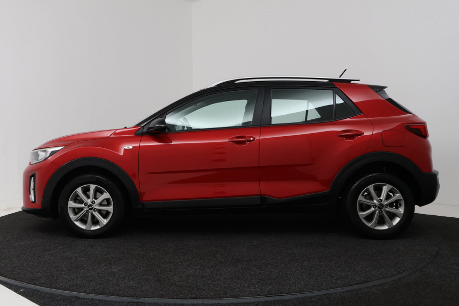 Kia Stonic 1.0 T-GDi MHEV DynamicLine (ACHTERUITRIJCAMERA, CARPLAY NAVIGATIE, PARKEERSENSOREN)