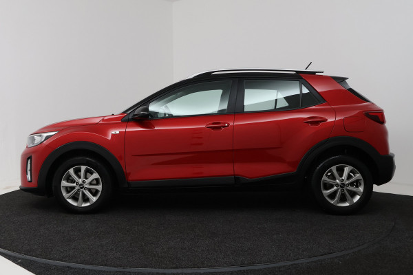 Kia Stonic 1.0 T-GDi MHEV DynamicLine (ACHTERUITRIJCAMERA, CARPLAY NAVIGATIE, PARKEERSENSOREN)