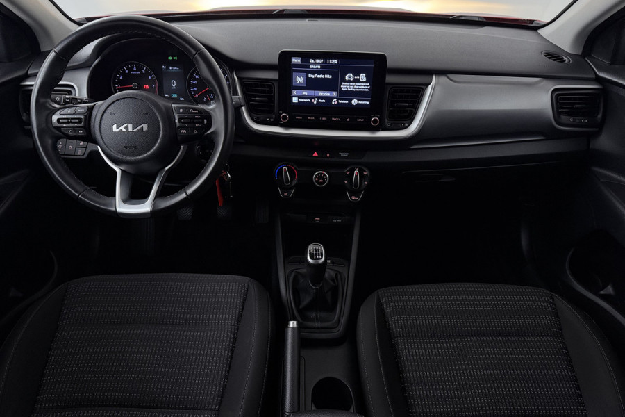 Kia Stonic 1.0 T-GDi MHEV DynamicLine (ACHTERUITRIJCAMERA, CARPLAY NAVIGATIE, PARKEERSENSOREN)