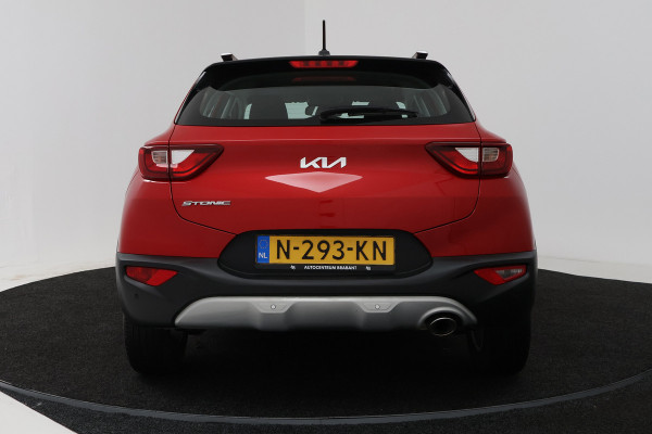 Kia Stonic 1.0 T-GDi MHEV DynamicLine (ACHTERUITRIJCAMERA, CARPLAY NAVIGATIE, PARKEERSENSOREN)