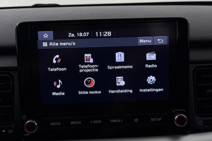 Kia Stonic 1.0 T-GDi MHEV DynamicLine (ACHTERUITRIJCAMERA, CARPLAY NAVIGATIE, PARKEERSENSOREN)