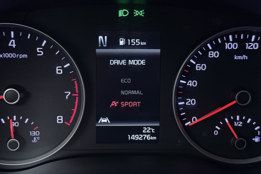 Kia Stonic 1.0 T-GDi MHEV DynamicLine (ACHTERUITRIJCAMERA, CARPLAY NAVIGATIE, PARKEERSENSOREN)