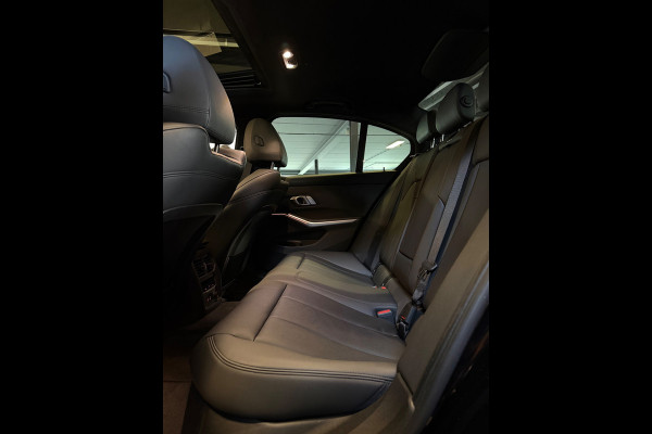 BMW 3-serie 330i M Sport|Full option