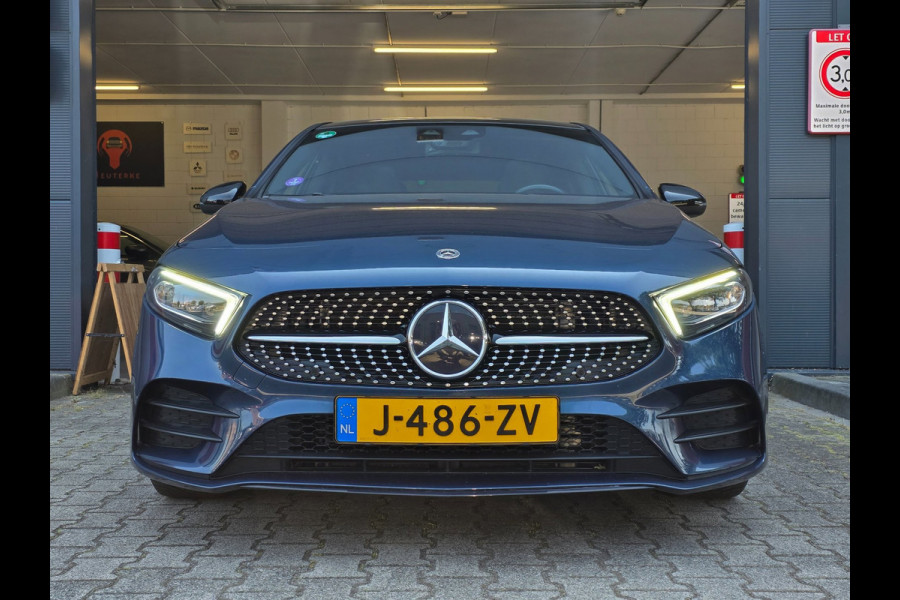 Mercedes-Benz A-Klasse NAP !! / PANO / SFEER / BURMESTER / KEYLESS / CARPLAY / CAMERA / MEMORY / ALCANTARA / FLIPPERS / 19 INCH !