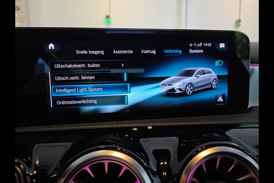 Mercedes-Benz A-Klasse NAP !! / PANO / SFEER / BURMESTER / KEYLESS / CARPLAY / CAMERA / MEMORY / ALCANTARA / FLIPPERS / 19 INCH !