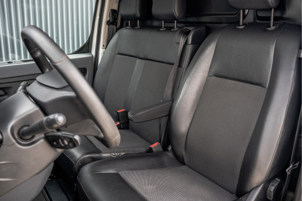 Opel Vivaro 1.5 L2H1 | 3-Zits | 1e Eigenaar | Cruise | Airco