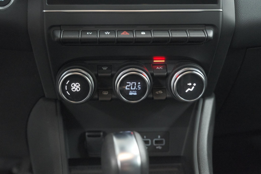 Renault Captur 1.6 E-Tech full hybrid 145 techno | Camera | Parkeersensoren | Climate control | Keyless
