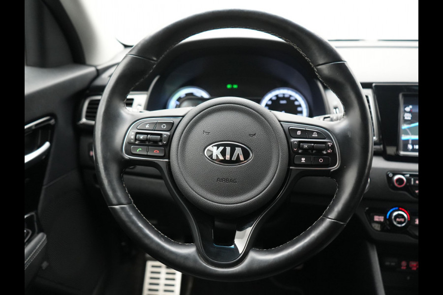 Kia Niro 1.6 GDi DynamicPlusLine 141pk | Adaptive Cruise | Camera | JBL Audio | Sportstoelen & Stuur Verwarmd | Keyless | Blis | Apple Carplay | Navigatie | DAB | Hybrid |