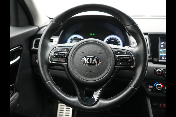 Kia Niro 1.6 GDi DynamicPlusLine 141pk | Adaptive Cruise | Camera | JBL Audio | Sportstoelen & Stuur Verwarmd | Keyless | Blis | Apple Carplay | Navigatie | DAB | Hybrid |