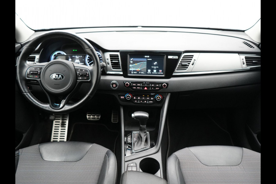 Kia Niro 1.6 GDi DynamicPlusLine 141pk | Adaptive Cruise | Camera | JBL Audio | Sportstoelen & Stuur Verwarmd | Keyless | Blis | Apple Carplay | Navigatie | DAB | Hybrid |