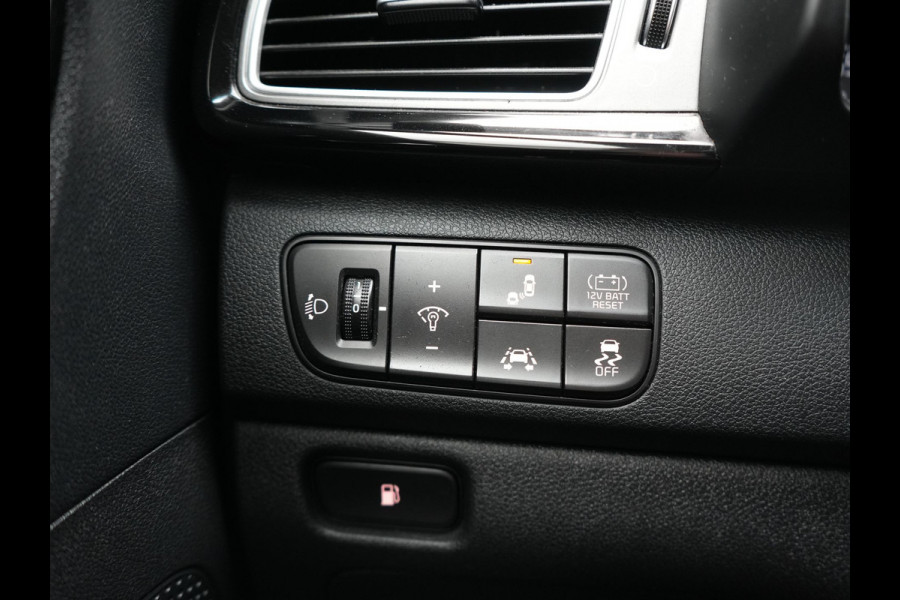 Kia Niro 1.6 GDi DynamicPlusLine 141pk | Adaptive Cruise | Camera | JBL Audio | Sportstoelen & Stuur Verwarmd | Keyless | Blis | Apple Carplay | Navigatie | DAB | Hybrid |
