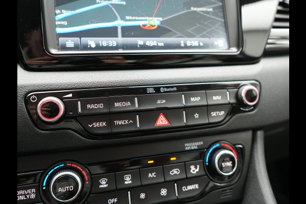 Kia Niro 1.6 GDi DynamicPlusLine 141pk | Adaptive Cruise | Camera | JBL Audio | Sportstoelen & Stuur Verwarmd | Keyless | Blis | Apple Carplay | Navigatie | DAB | Hybrid |