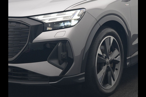 Audi Q4 e-tron 50 quattro S Line 82 kWh 299pk Dealer O.H | Trekhaak Af Fabriek | Panodak | Adaptive Cruise | Camera | Lederen Sportstoelen Memory & Verwarmd | Matrix LED | BLIS | Keyless | Navigatie | Virtual | DAB | 20"L.M |
