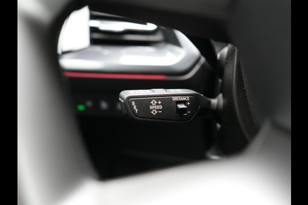 Audi Q4 e-tron 50 quattro S Line 82 kWh 299pk Dealer O.H | Trekhaak Af Fabriek | Panodak | Adaptive Cruise | Camera | Lederen Sportstoelen Memory & Verwarmd | Matrix LED | BLIS | Keyless | Navigatie | Virtual | DAB | 20"L.M |
