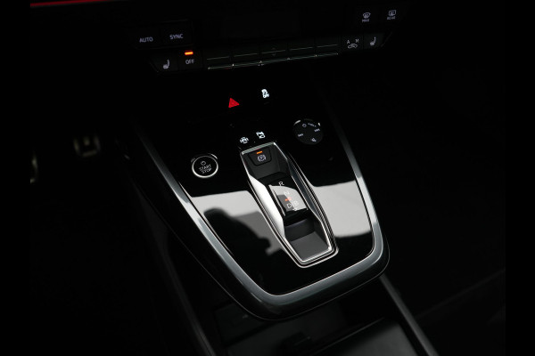 Audi Q4 e-tron 50 quattro S Line 82 kWh 299pk Dealer O.H | Trekhaak Af Fabriek | Panodak | Adaptive Cruise | Camera | Lederen Sportstoelen Memory & Verwarmd | Matrix LED | BLIS | Keyless | Navigatie | Virtual | DAB | 20"L.M |