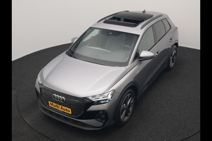 Audi Q4 e-tron 50 quattro S Line 82 kWh 299pk Dealer O.H | Trekhaak Af Fabriek | Panodak | Adaptive Cruise | Camera | Lederen Sportstoelen Memory & Verwarmd | Matrix LED | BLIS | Keyless | Navigatie | Virtual | DAB | 20"L.M |