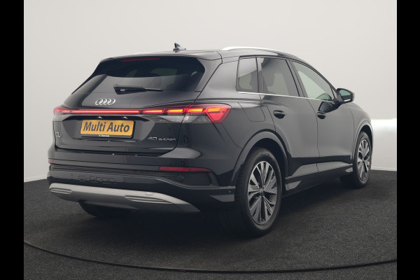 Audi Q4 e-tron 40 Edition 77 kWh 204pk Dealer O.H | Adaptive Cruise | Camera | Sportstoelen Verwarmd | BLIS | Keyless | Virtual | Navigatie | DAB | 19"L.M |
