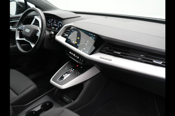 Audi Q4 e-tron 40 Edition 77 kWh 204pk Dealer O.H | Adaptive Cruise | Camera | Sportstoelen Verwarmd | BLIS | Keyless | Virtual | Navigatie | DAB | 19"L.M |