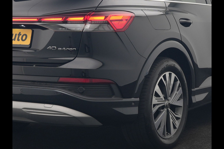Audi Q4 e-tron 40 Edition 77 kWh 204pk Dealer O.H | Adaptive Cruise | Camera | Sportstoelen Verwarmd | BLIS | Keyless | Virtual | Navigatie | DAB | 19"L.M |